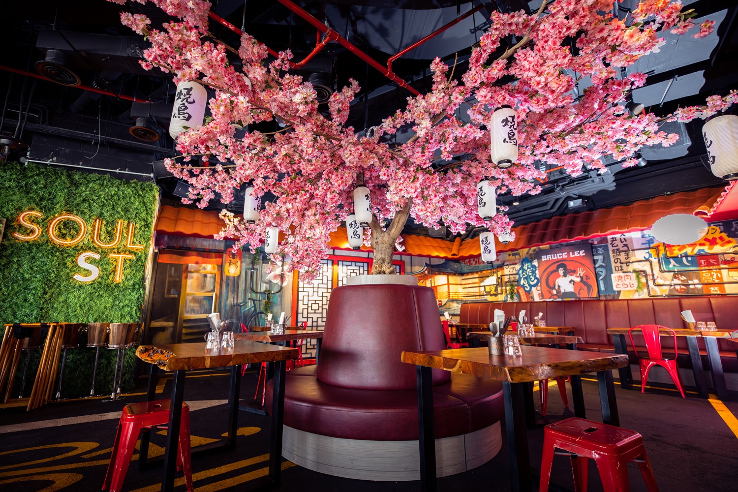 5 Awesome Monday Ladies Nights in Dubai with Free Drinks and Promotions