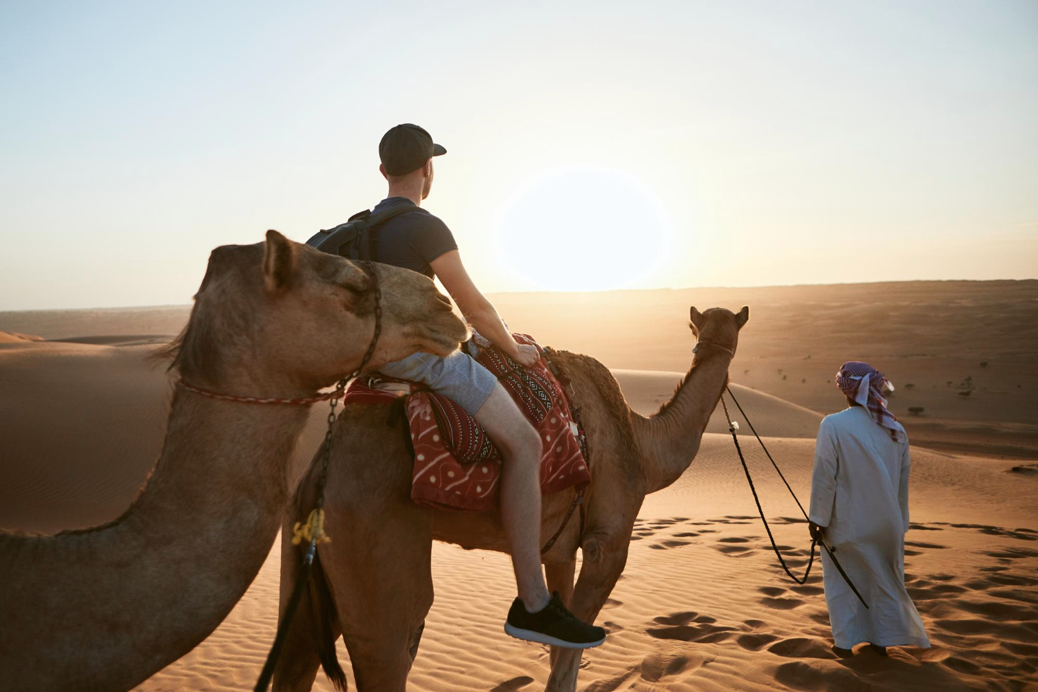Here are 10 bucket list desert activities in the UAE